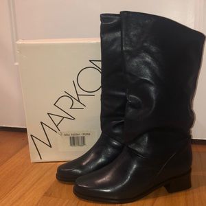 Markon Leather Round Toe Scrunch Boots